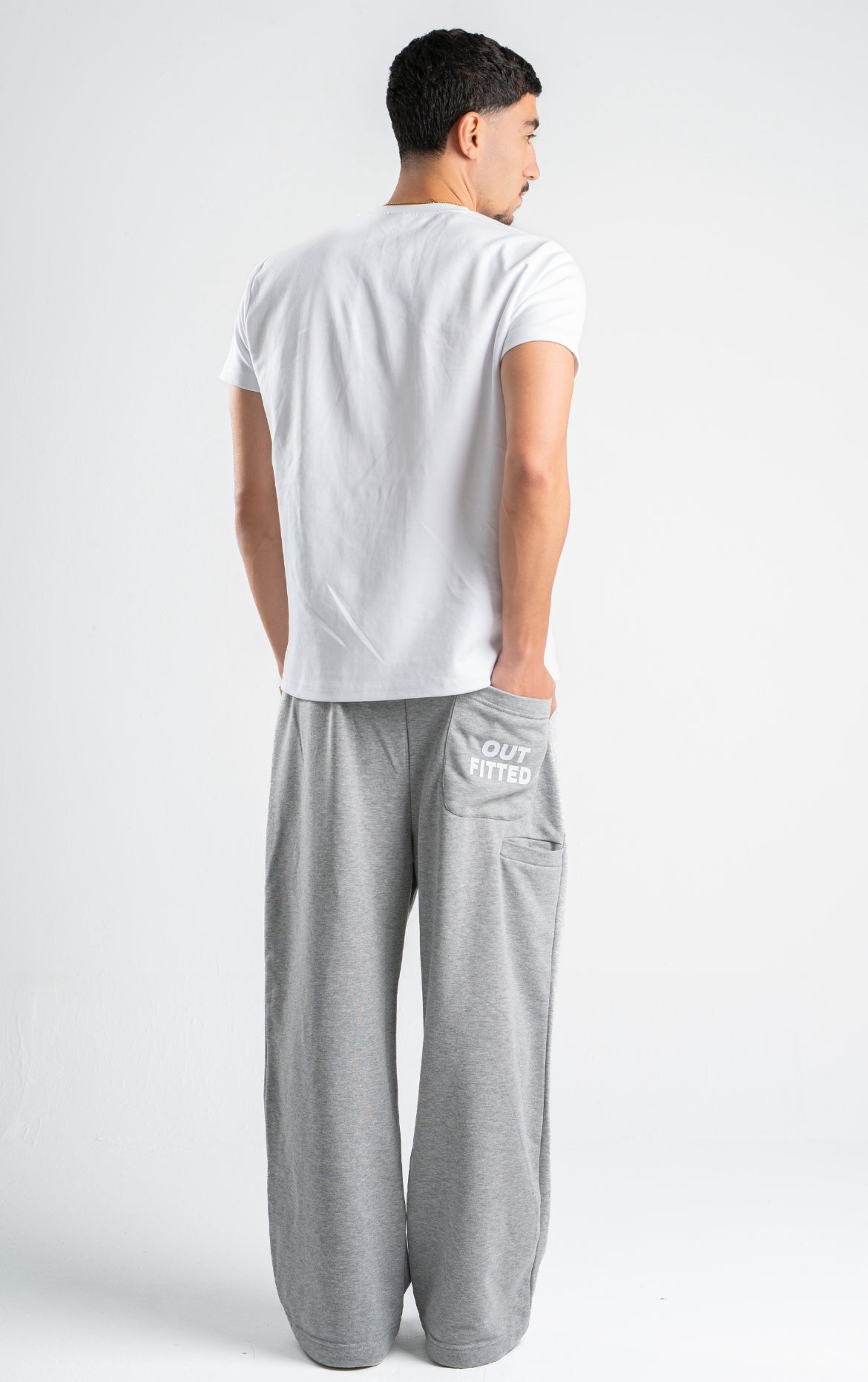 GREY SWEATS