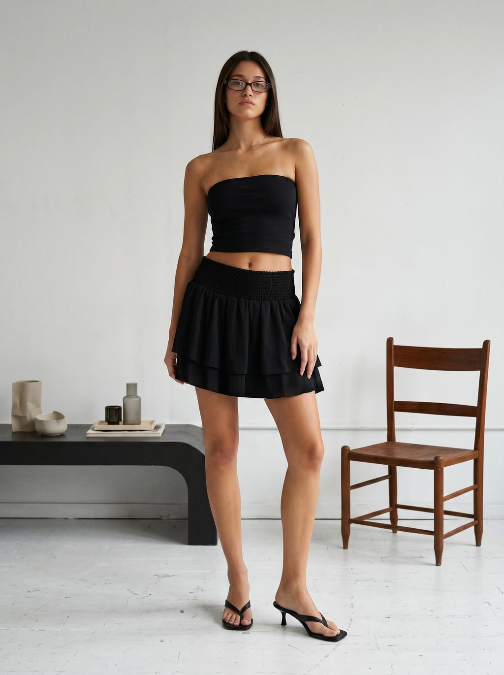 RUFFLE SKIRT IN BLACK