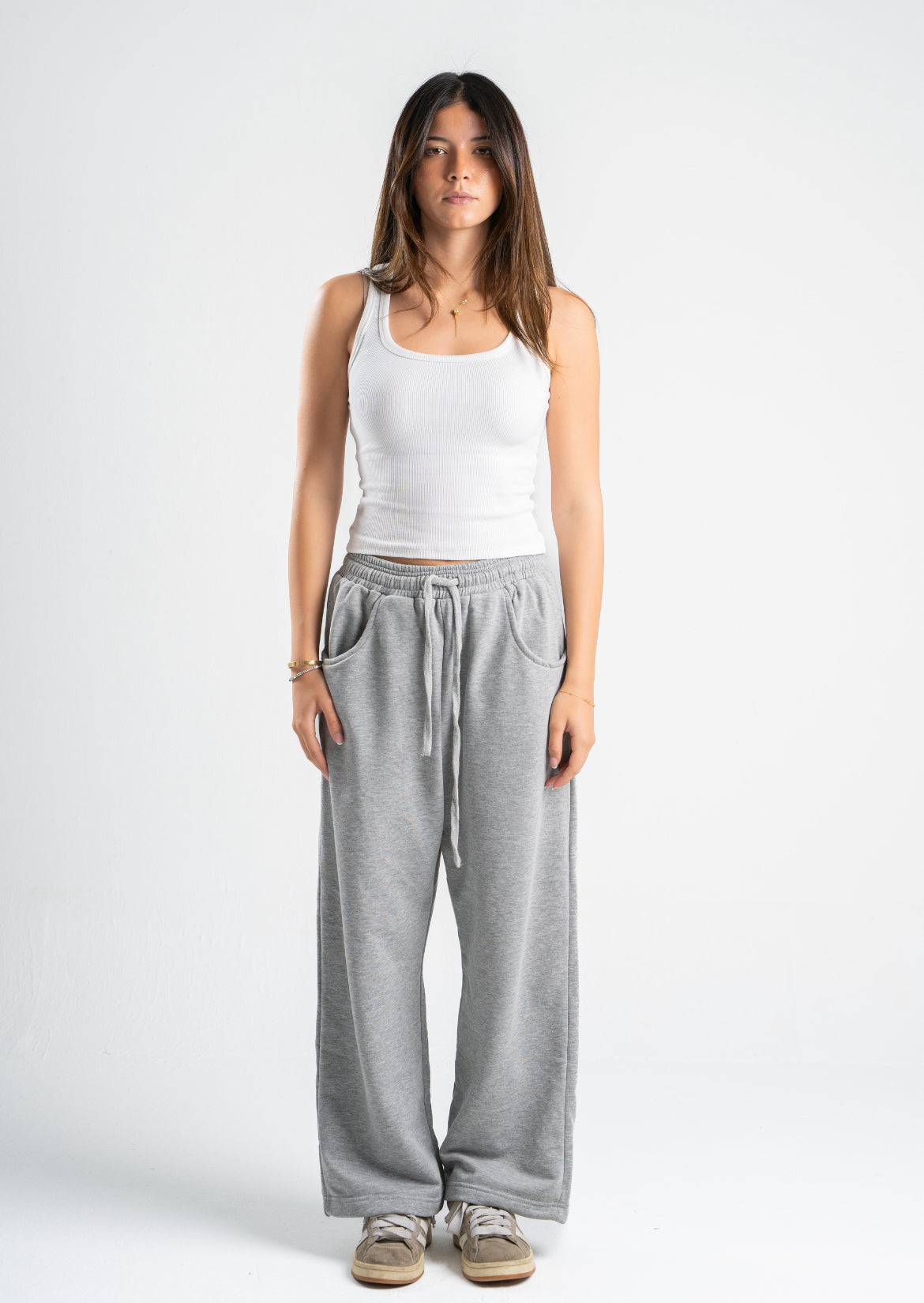 GREY SWEATS
