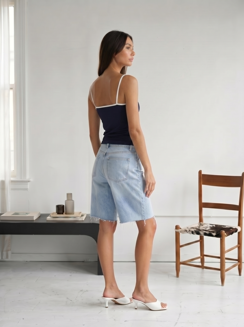Spaghetti top in navy blue